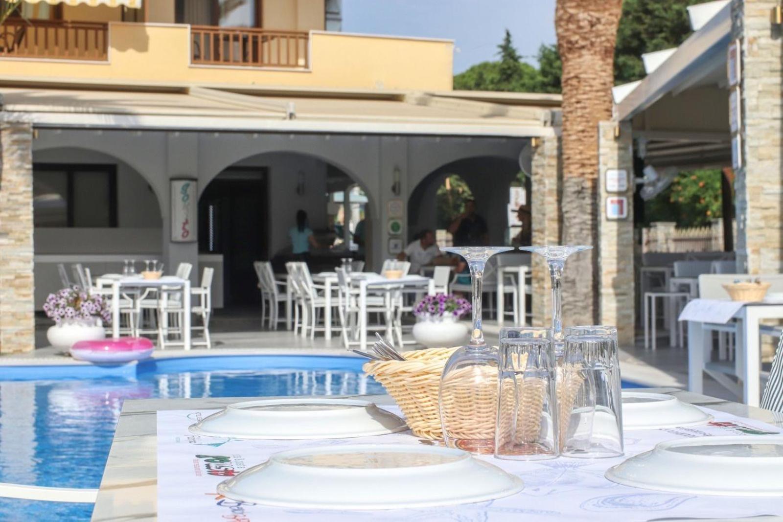 Vergos Hotel Vourvourou Exterior photo